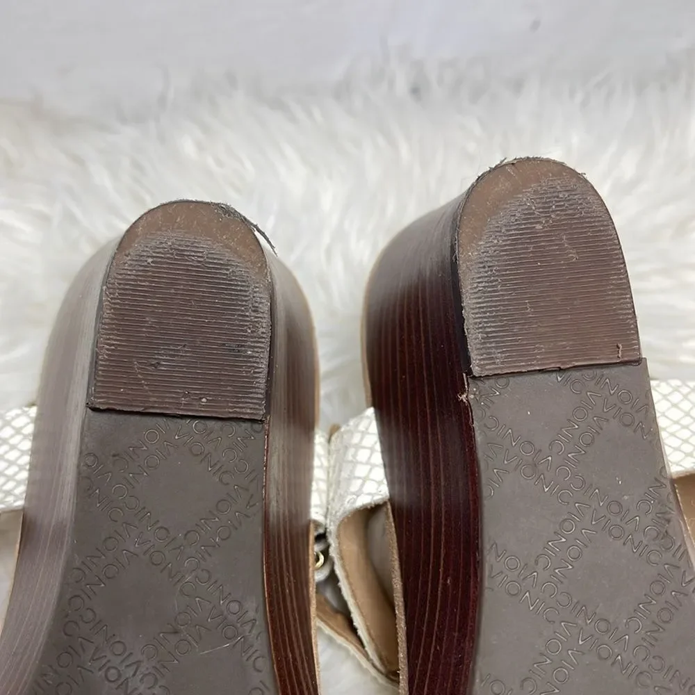 Vionic Laurie Strappy Textured‎ Leather Wedge Sandals Sz 10